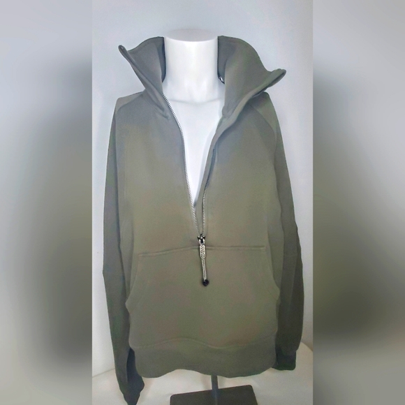 Lululemon Size XS/S Scuba Fleece Green Olive Color-Cropped Half Zip-Up - Picture 6 of 13